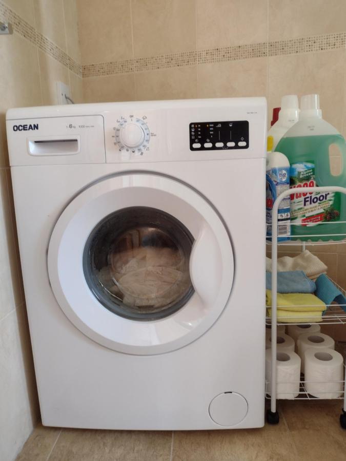 Confortable And Quiet Apartment In St. Julian سانت جوليان المظهر الخارجي الصورة