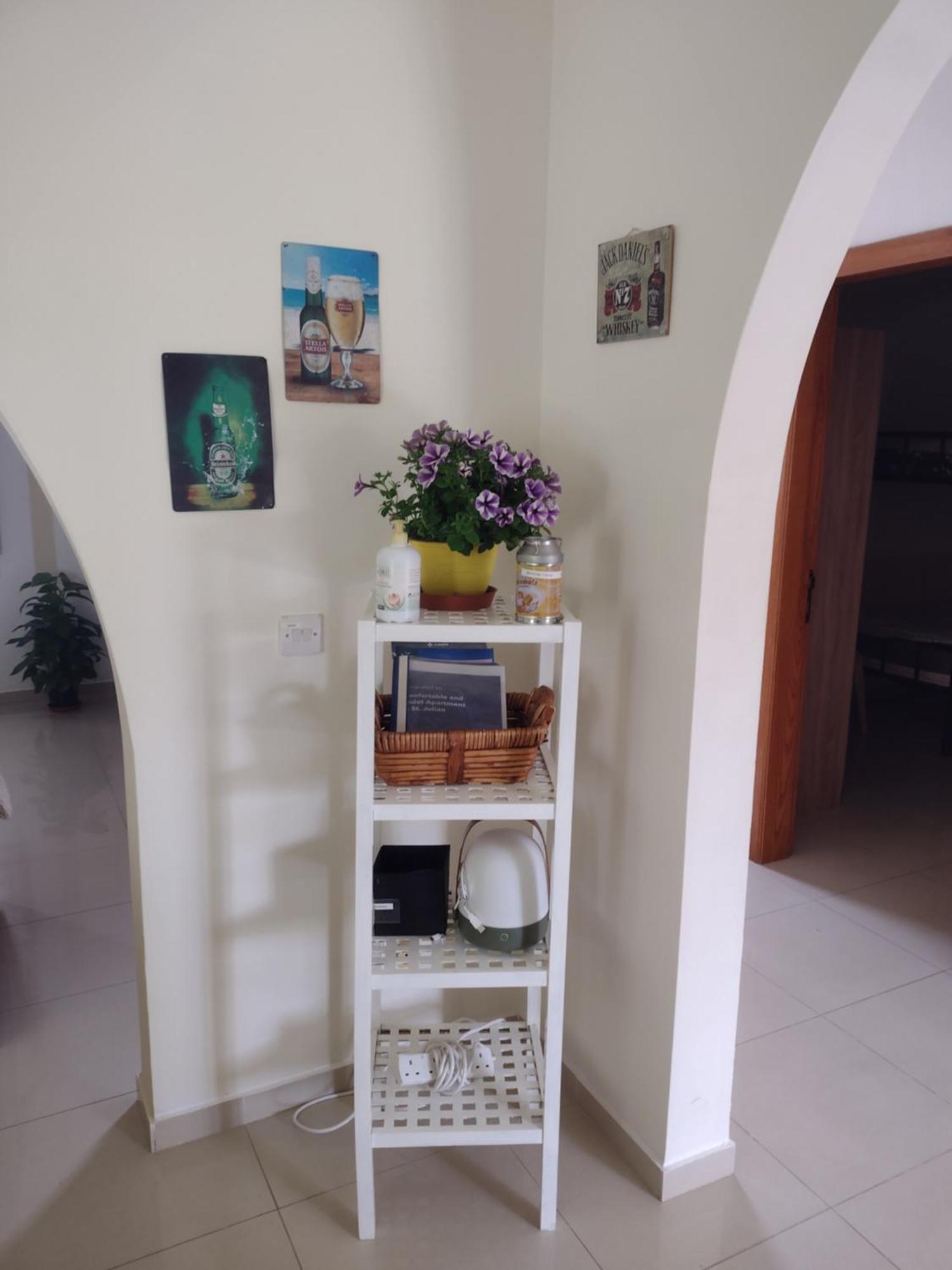 Confortable And Quiet Apartment In St. Julian سانت جوليان الغرفة الصورة
