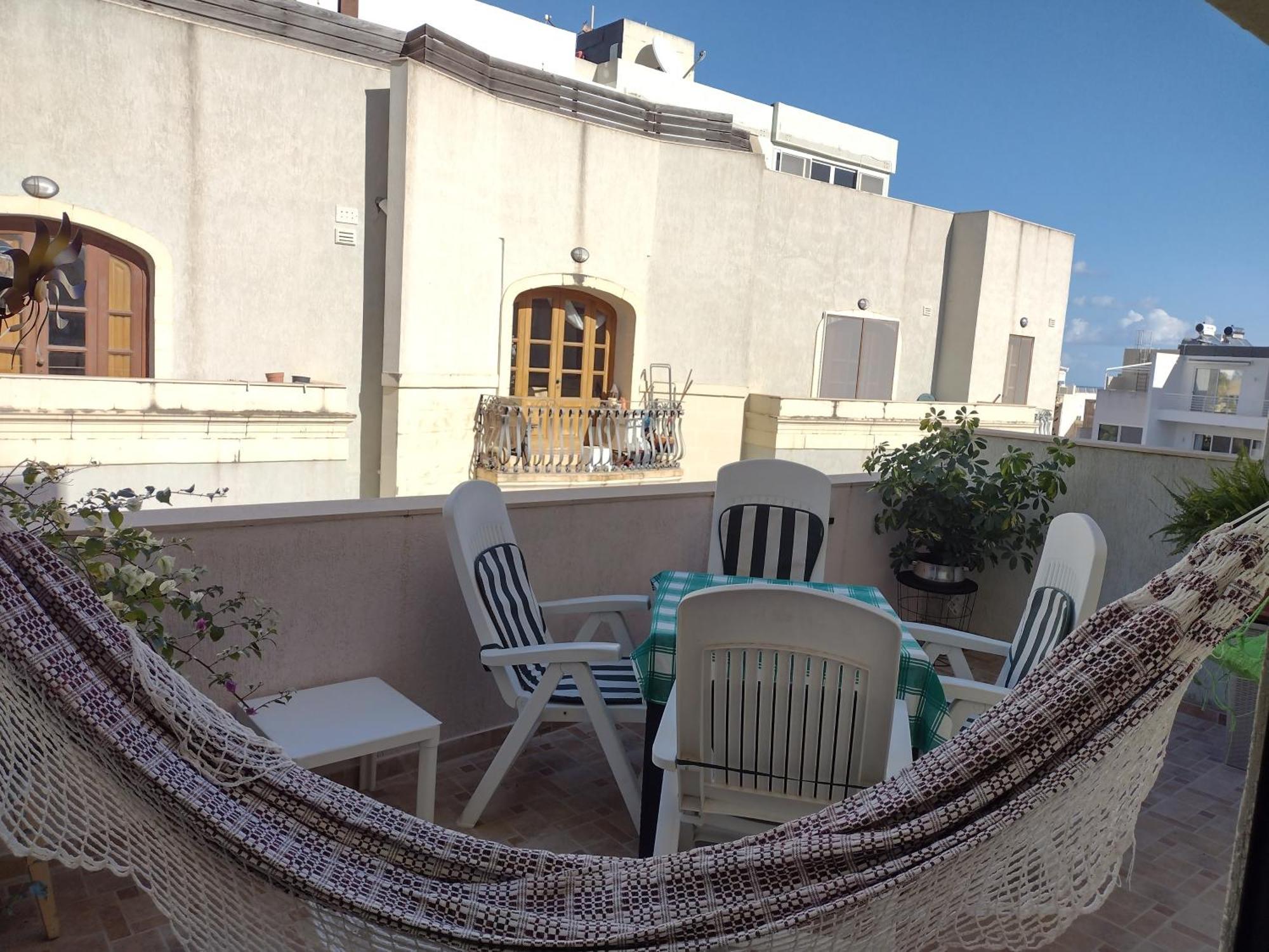 Confortable And Quiet Apartment In St. Julian سانت جوليان المظهر الخارجي الصورة